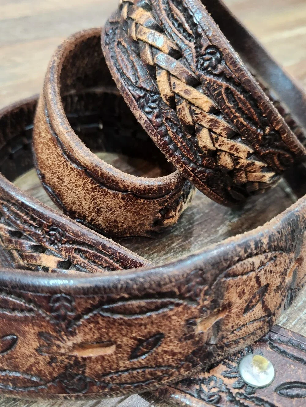 Vintage Distressed Tooled Leather Cowboy Belt Braided Inlay Size 42